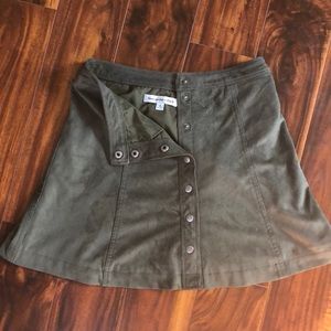 Abercrombie and Fitch (4) army green skirt
